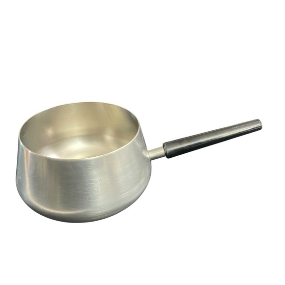 SIGG Switzerland Stainless Steel INOX 18/8 Fondue Pot
No Lid - Picture 4 of 10